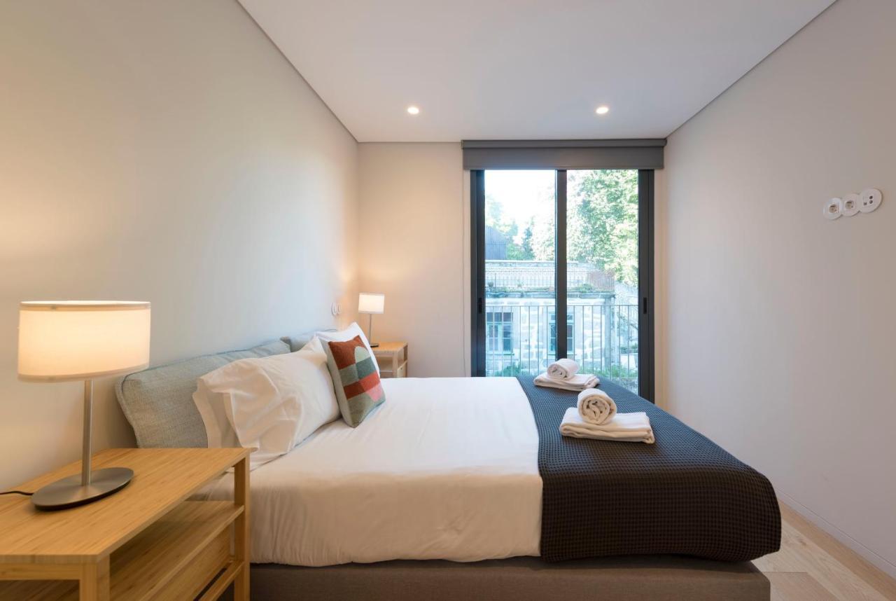 Lovelystay - Primrose 2Br Flat With Free Parking, Ac And Balcony ポルト エクステリア 写真