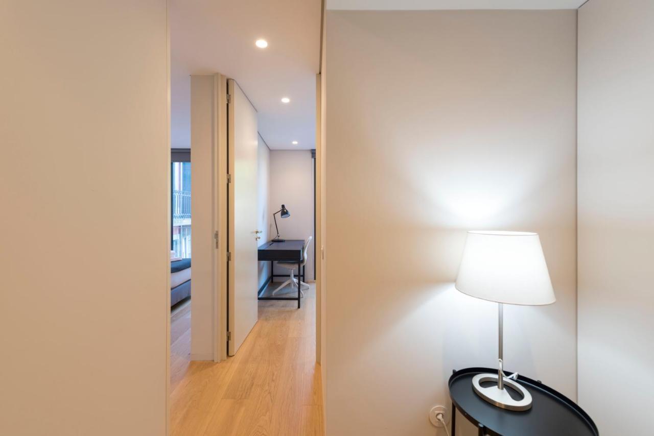 Lovelystay - Primrose 2Br Flat With Free Parking, Ac And Balcony ポルト エクステリア 写真