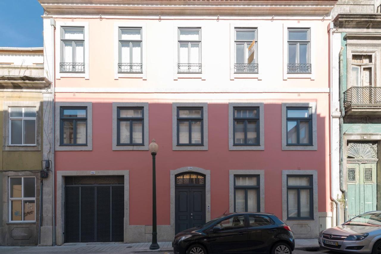 Lovelystay - Primrose 2Br Flat With Free Parking, Ac And Balcony ポルト エクステリア 写真