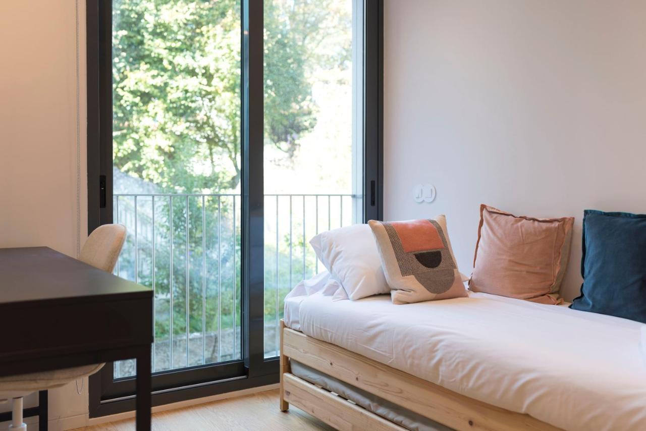 Lovelystay - Primrose 2Br Flat With Free Parking, Ac And Balcony ポルト エクステリア 写真