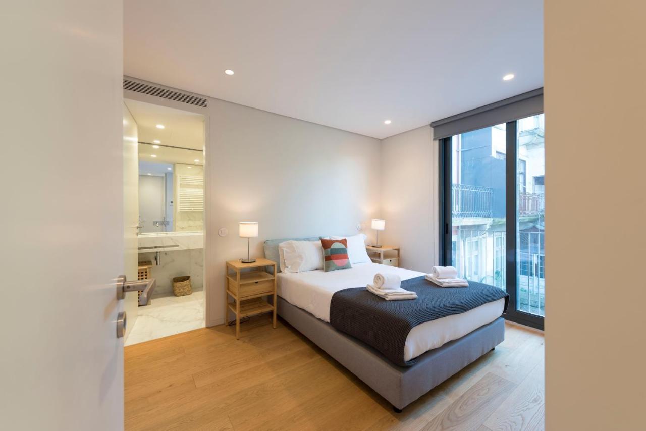 Lovelystay - Primrose 2Br Flat With Free Parking, Ac And Balcony ポルト エクステリア 写真